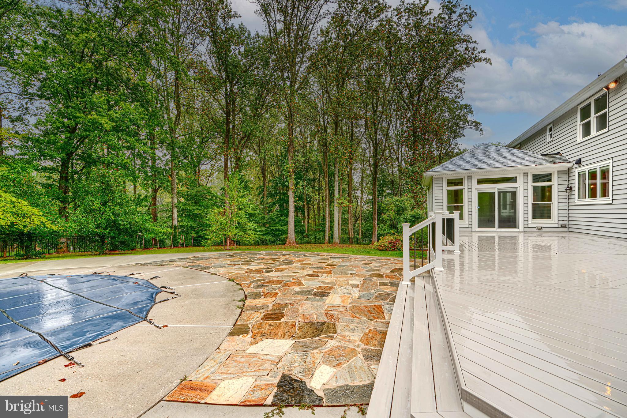 IVY HILL - Residential