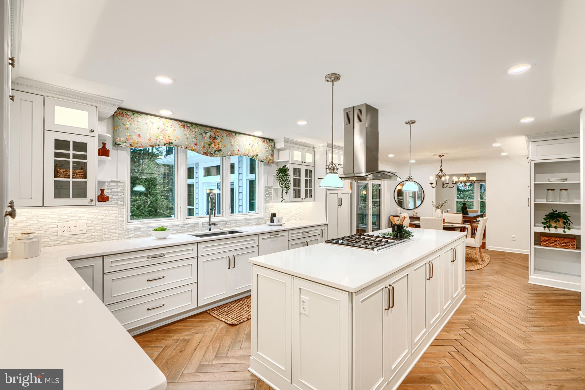 IVY HILL - Residential