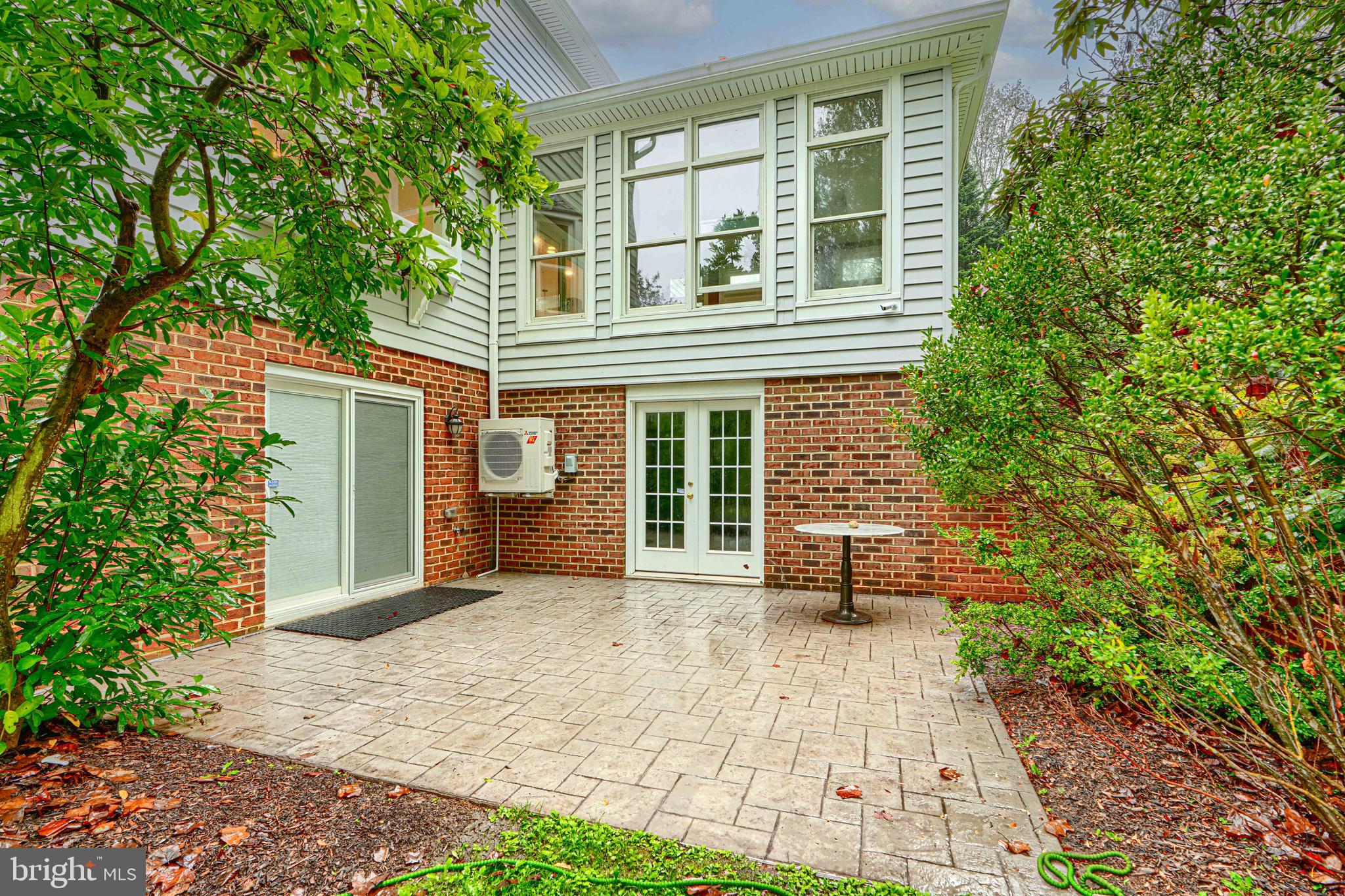 IVY HILL - Residential