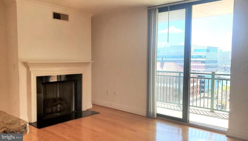 INNER HARBOR - Residential Lease