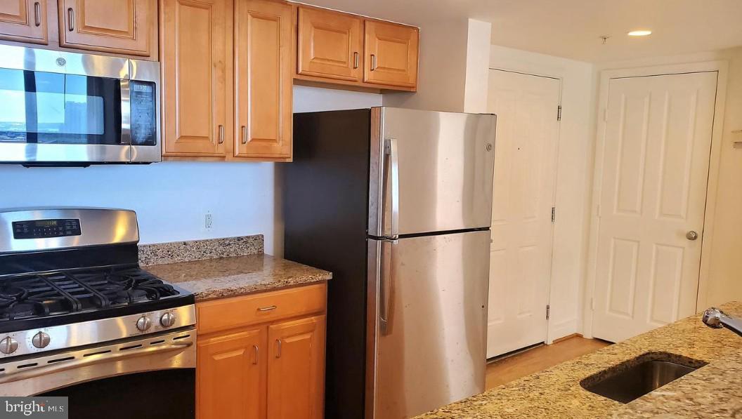 INNER HARBOR - Residential Lease
