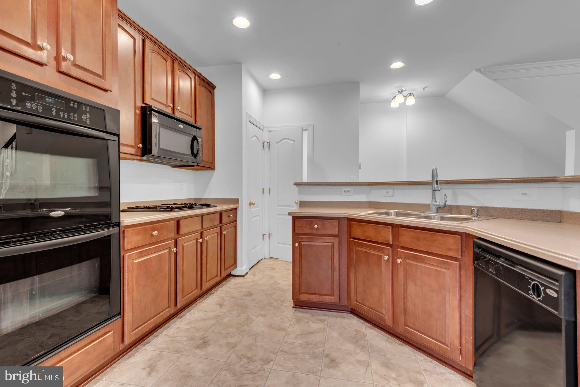 CARRIAGES AT RUSSETT - Residential