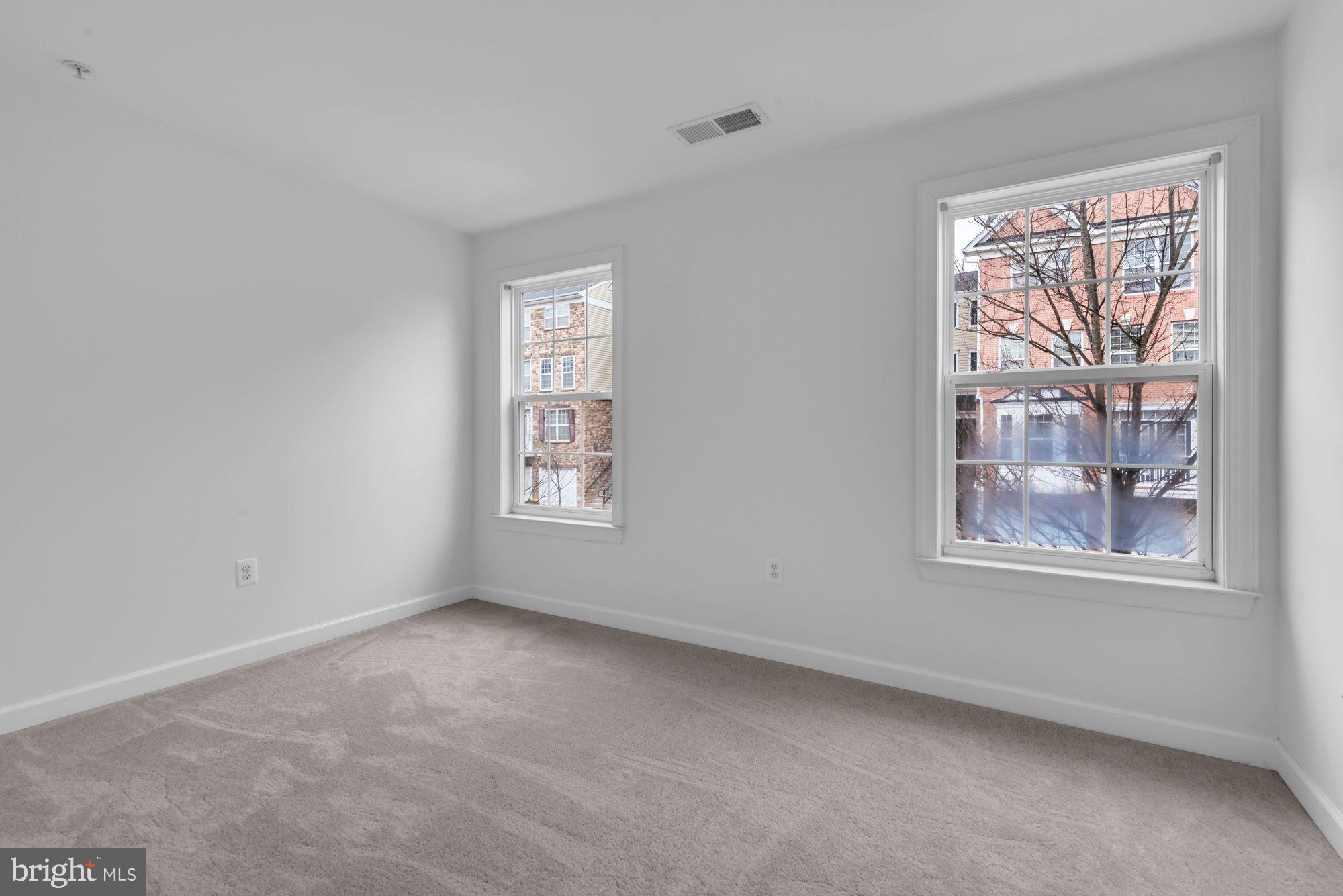 CARRIAGES AT RUSSETT - Residential