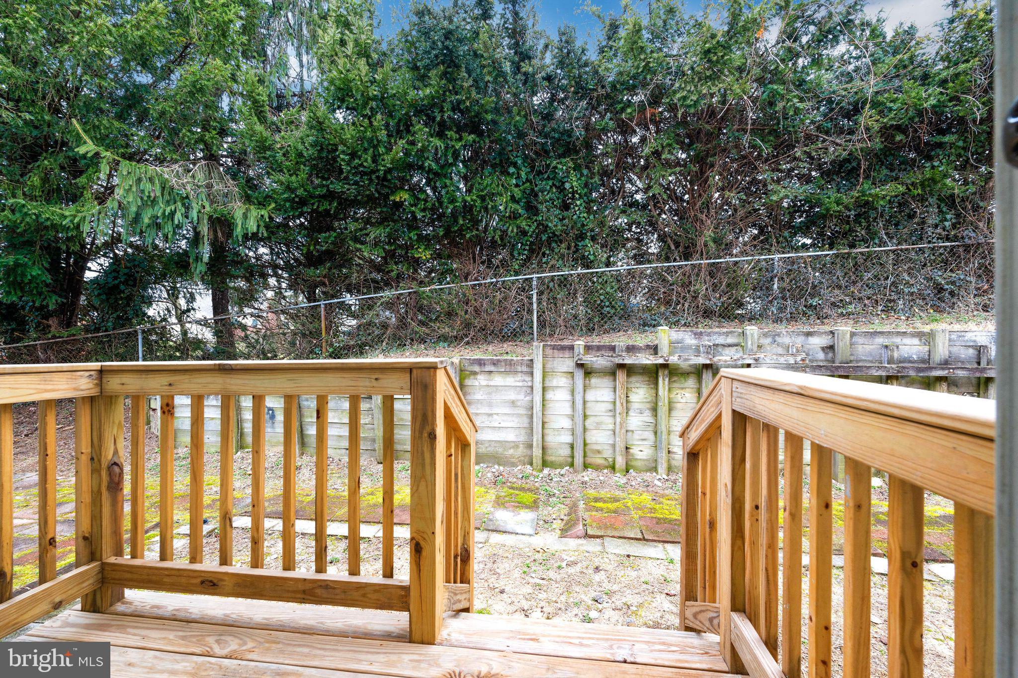 KINSLOUCH FARMS - Residential