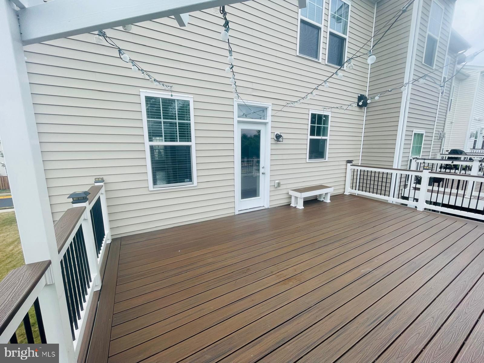 STONE RIDGE LAND BAY 3 - Residential Lease