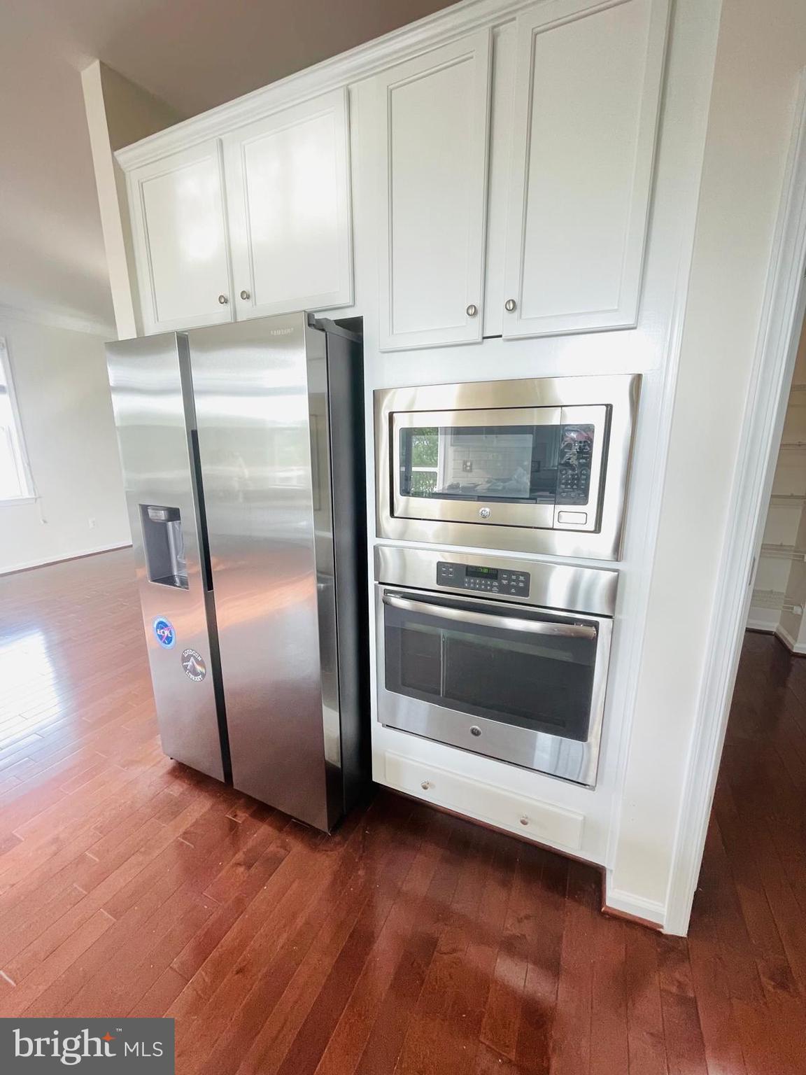 STONE RIDGE LAND BAY 3 - Residential Lease