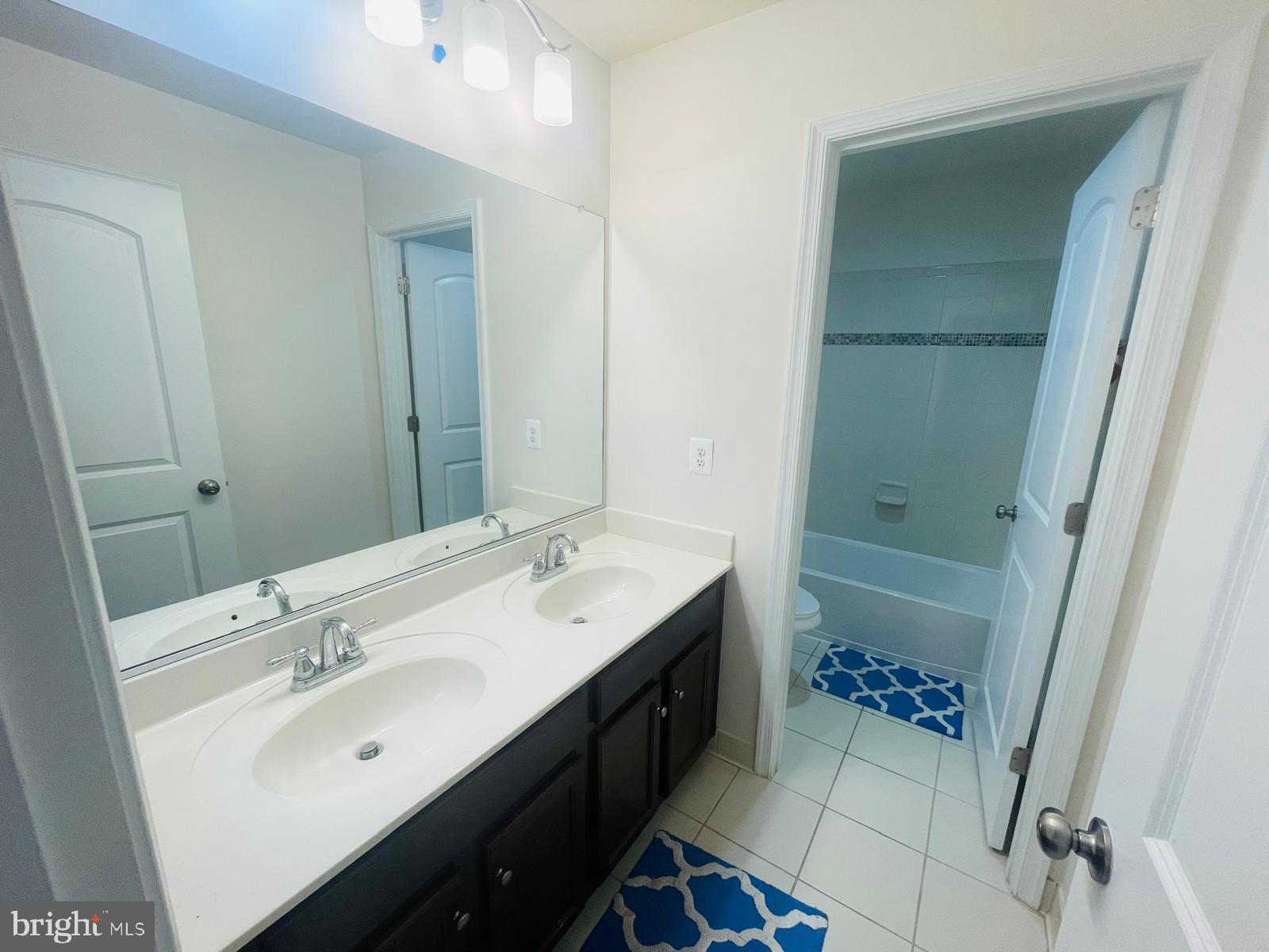 STONE RIDGE LAND BAY 3 - Residential Lease