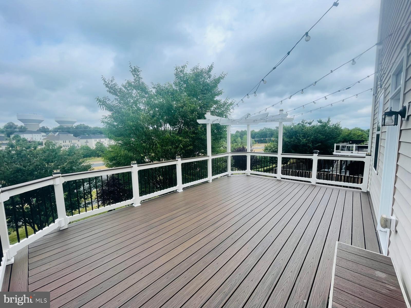 STONE RIDGE LAND BAY 3 - Residential Lease