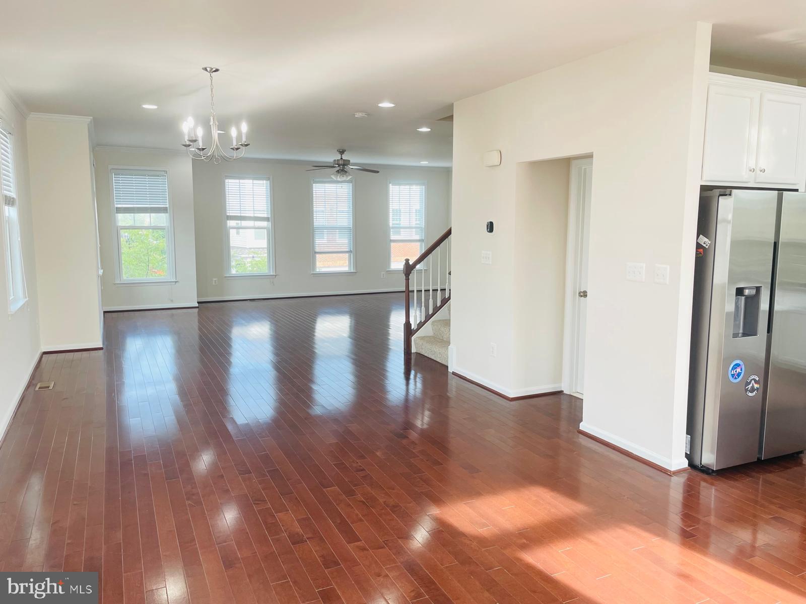 STONE RIDGE LAND BAY 3 - Residential Lease