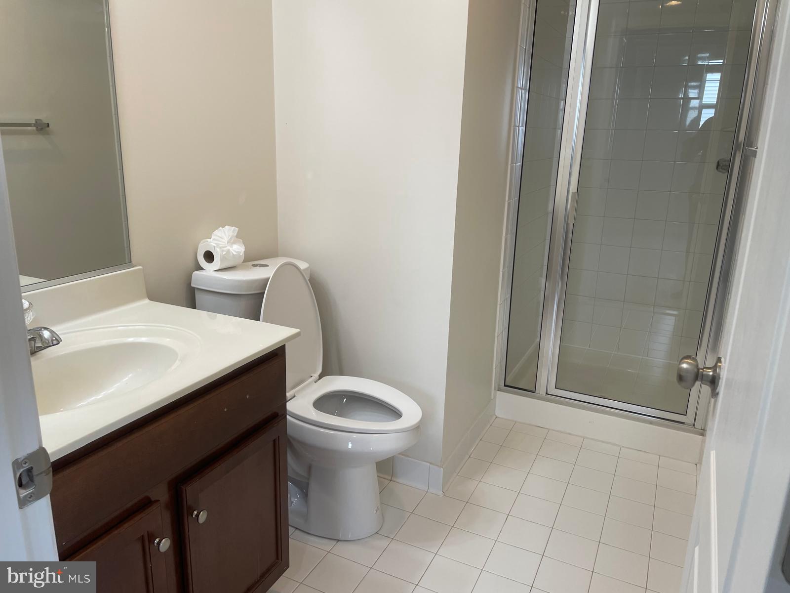 STONE RIDGE LAND BAY 3 - Residential Lease