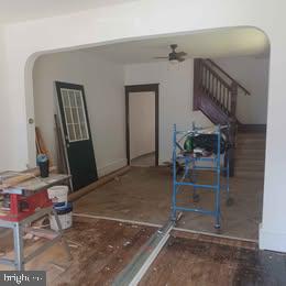 803 E DEWART STREET