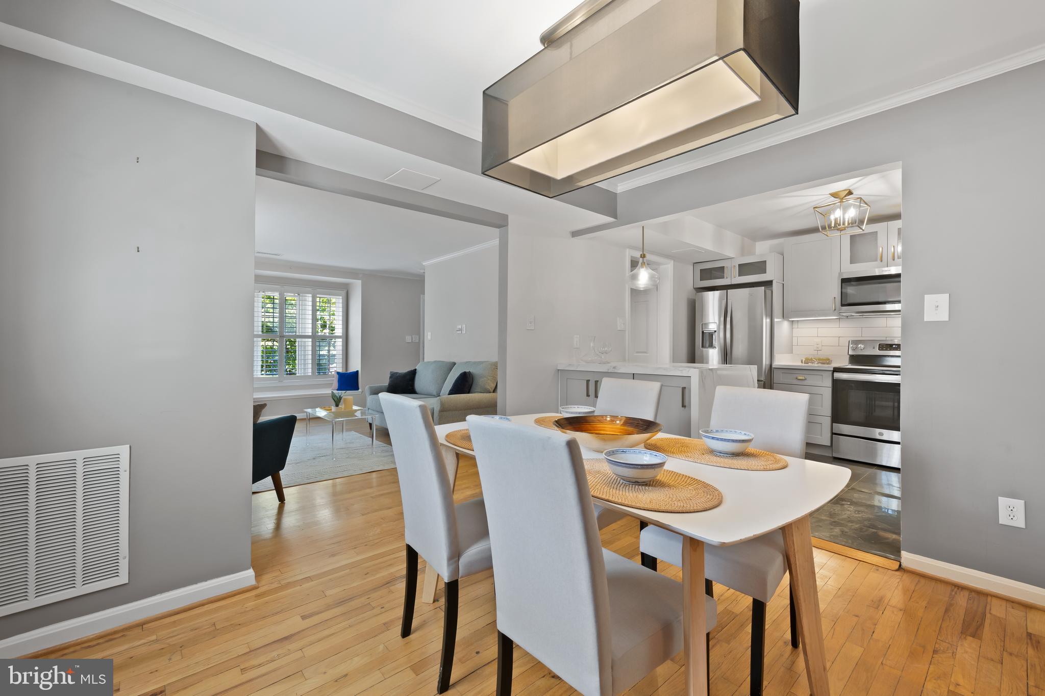 KENWOOD FOREST - Residential