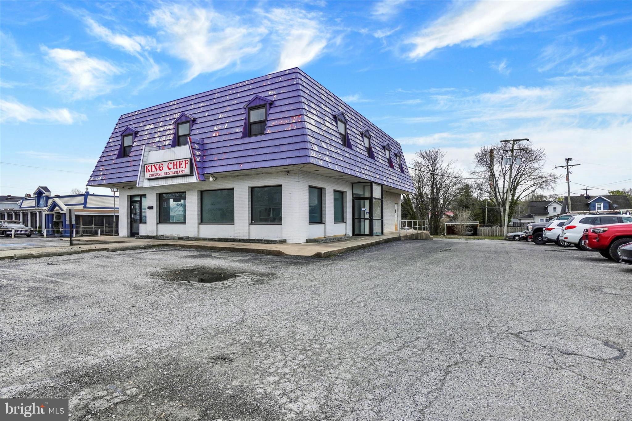 1938 W MARKET STREET