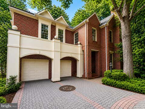 Homes For Sale - 7809 Fox Gate Court<br/> BETHESDA, MD 20817