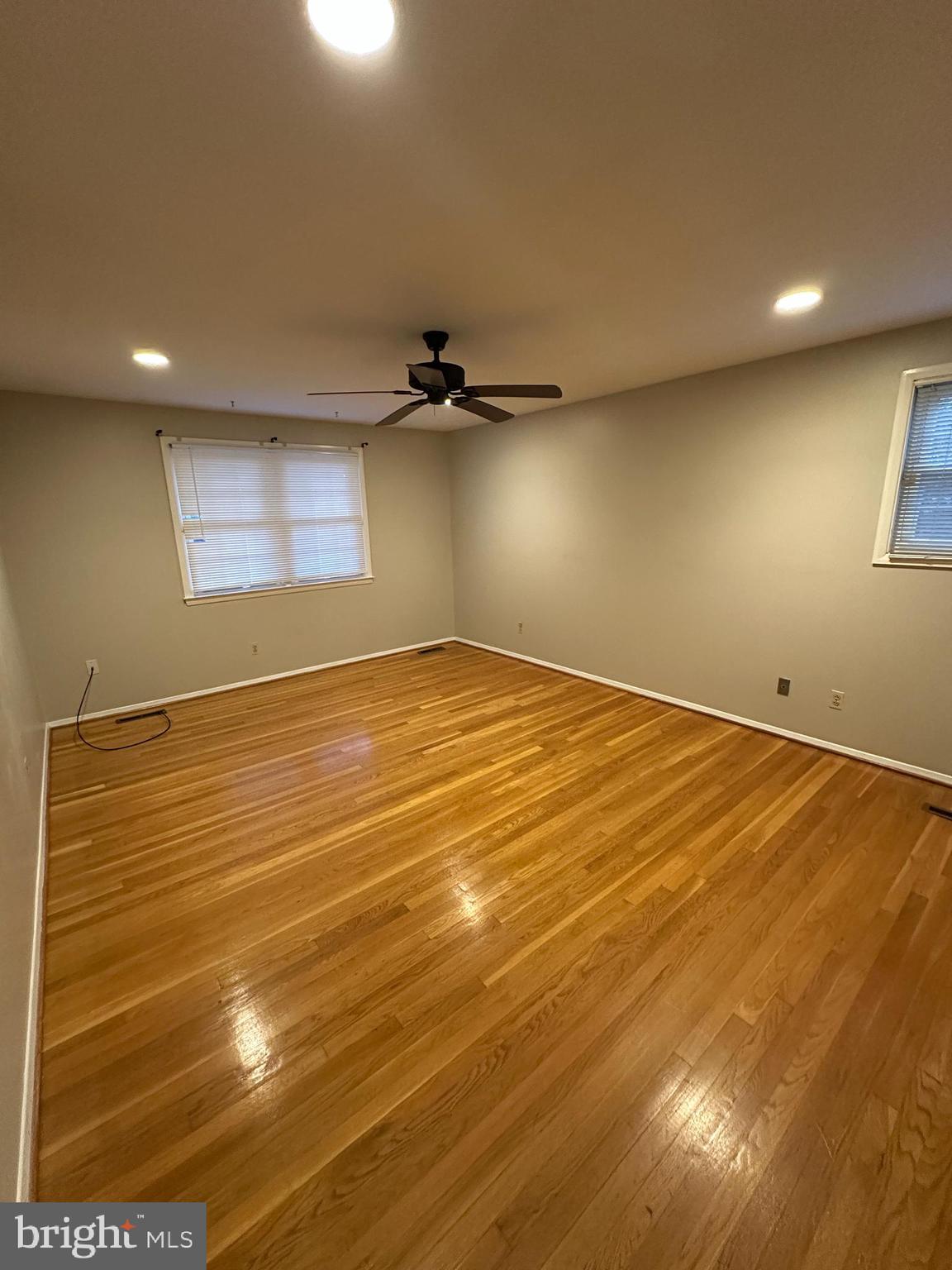 CHATEAU RIDGE - Residential