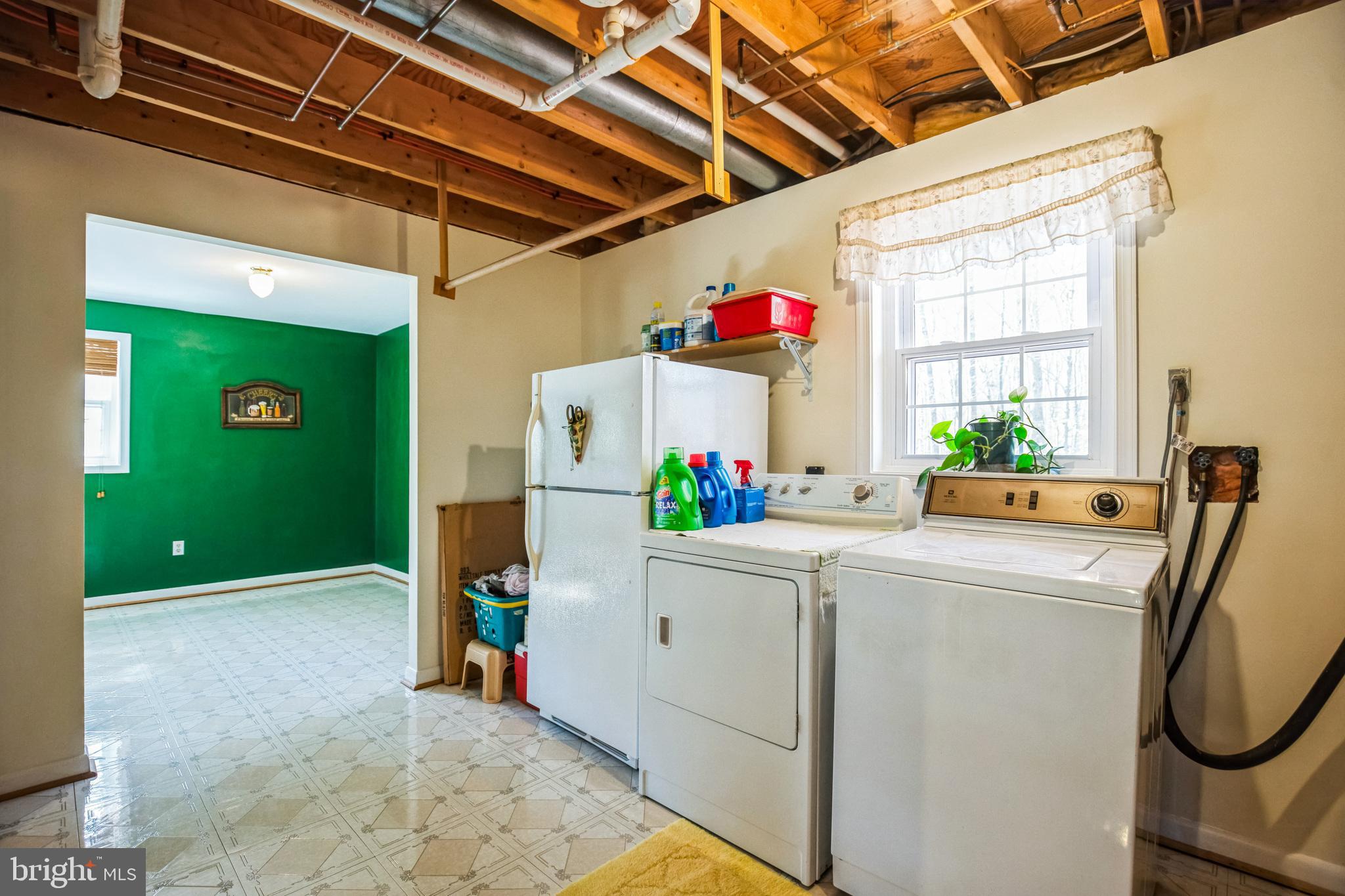 LAUREL BRANCH - Residential