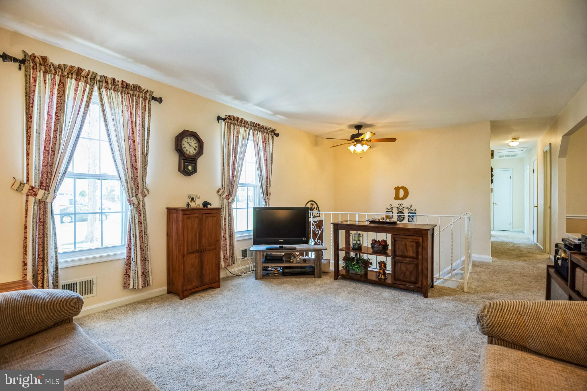 LAUREL BRANCH - Residential