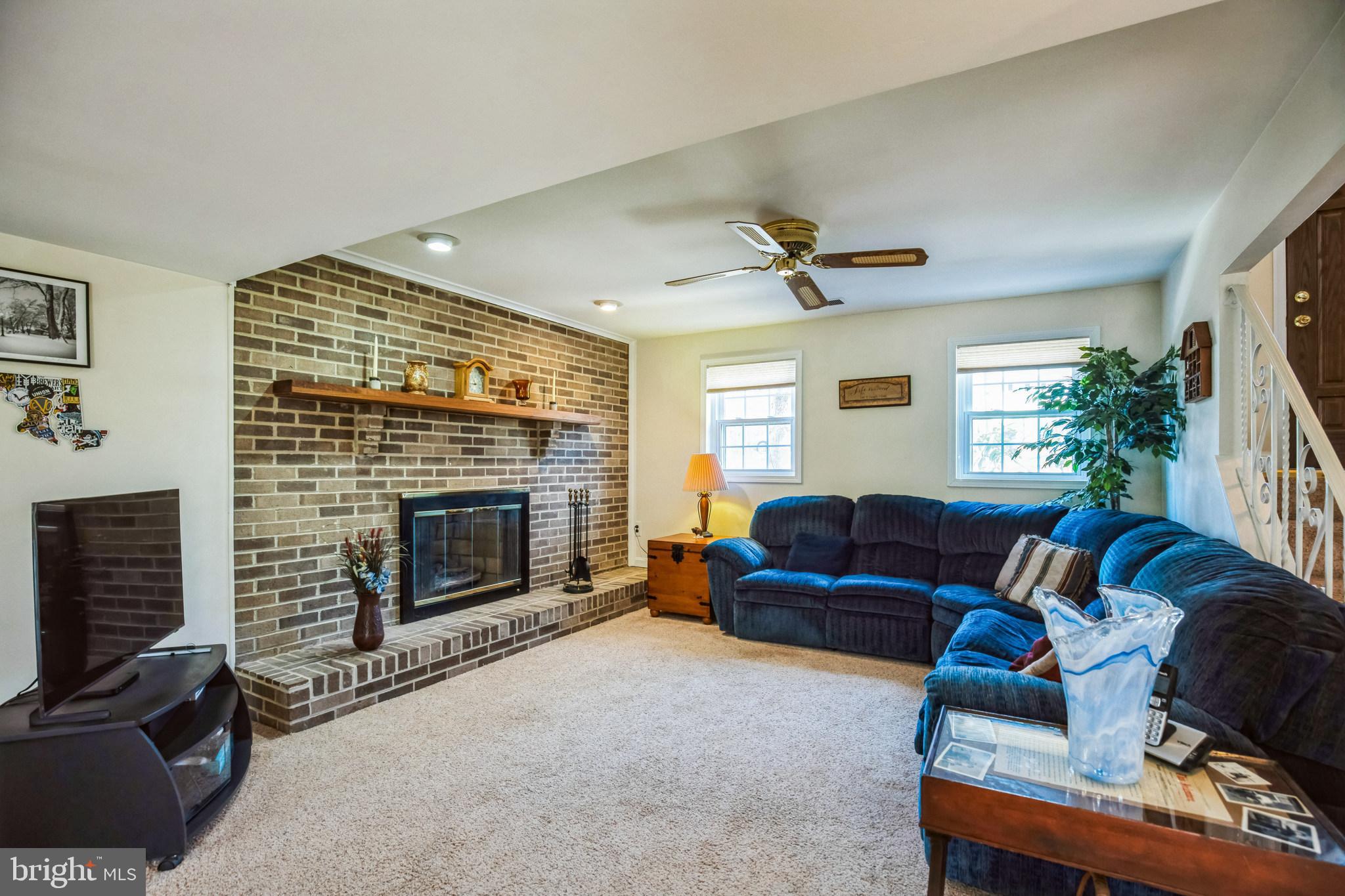 LAUREL BRANCH - Residential