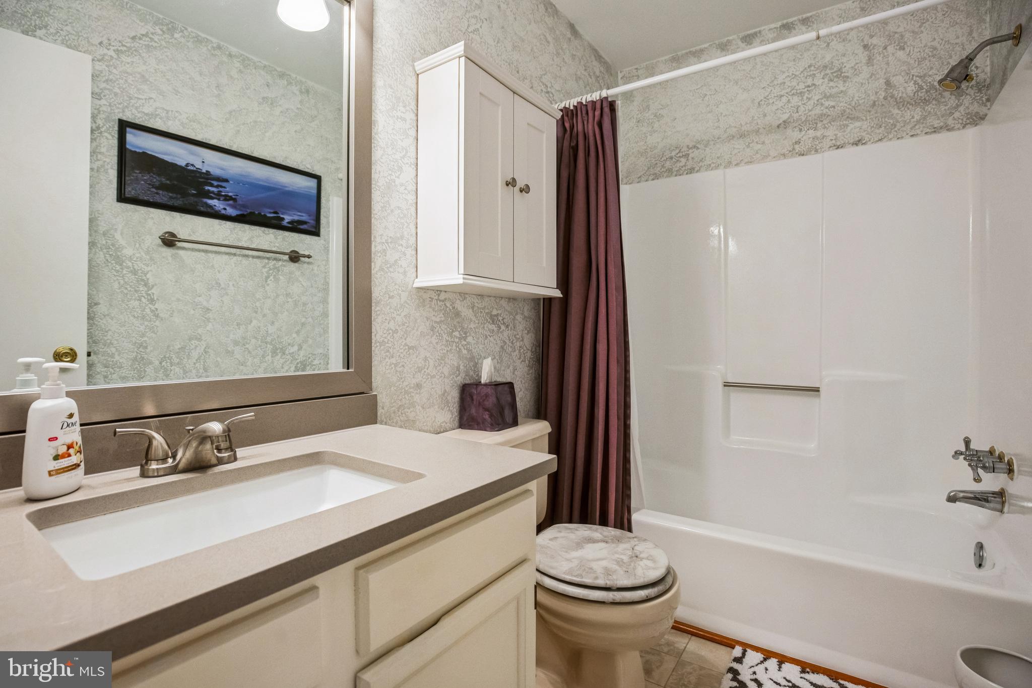 LAUREL BRANCH - Residential