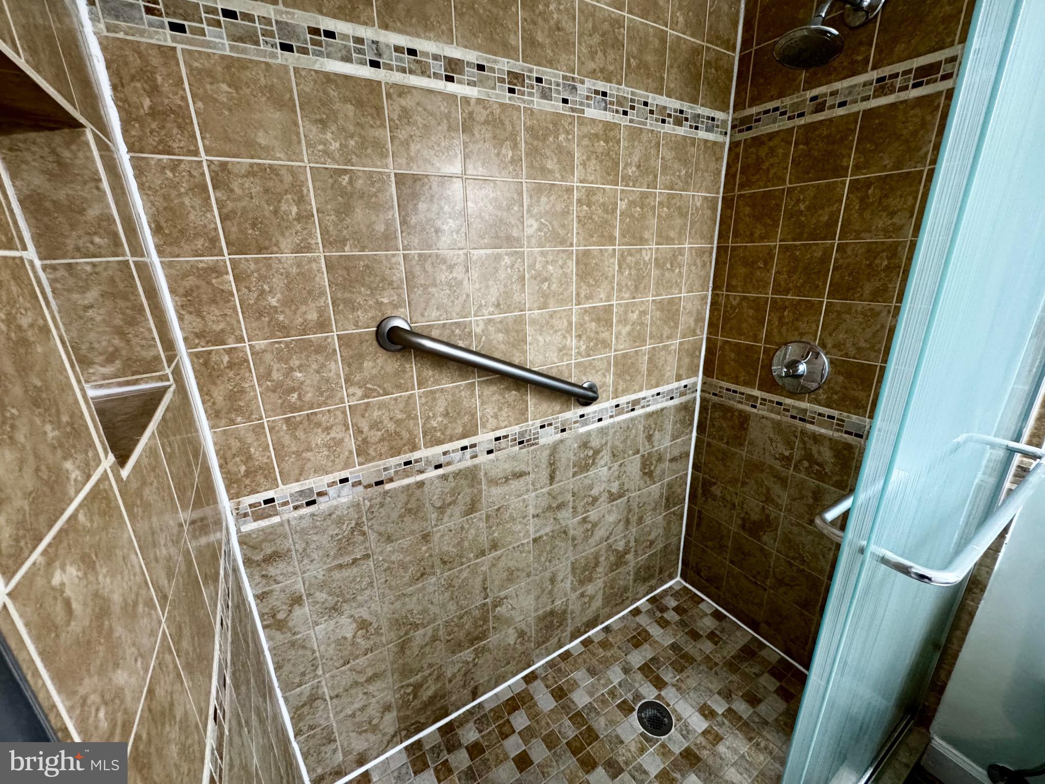 GLENWAYE GARDENS - Residential