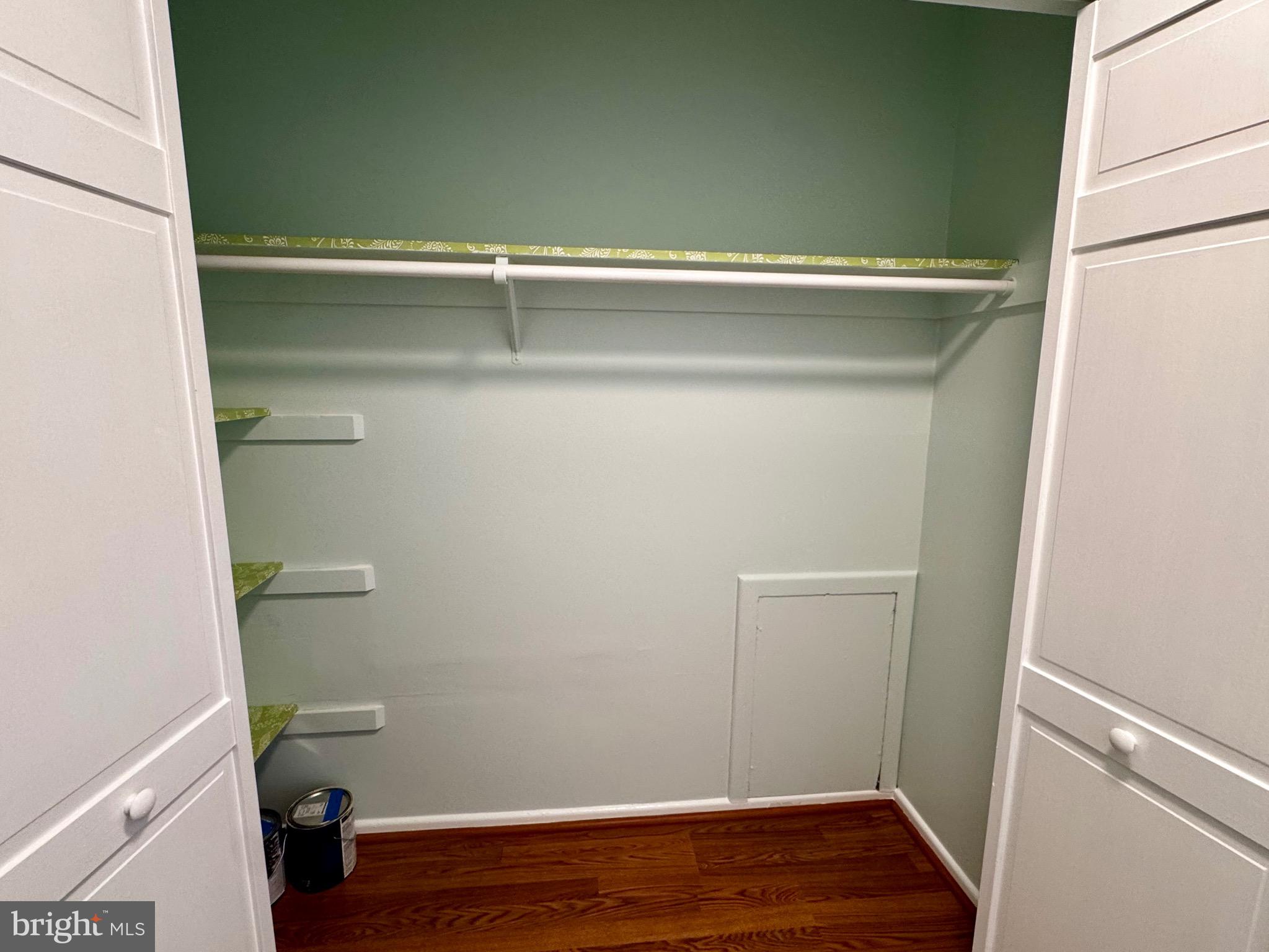 GLENWAYE GARDENS - Residential