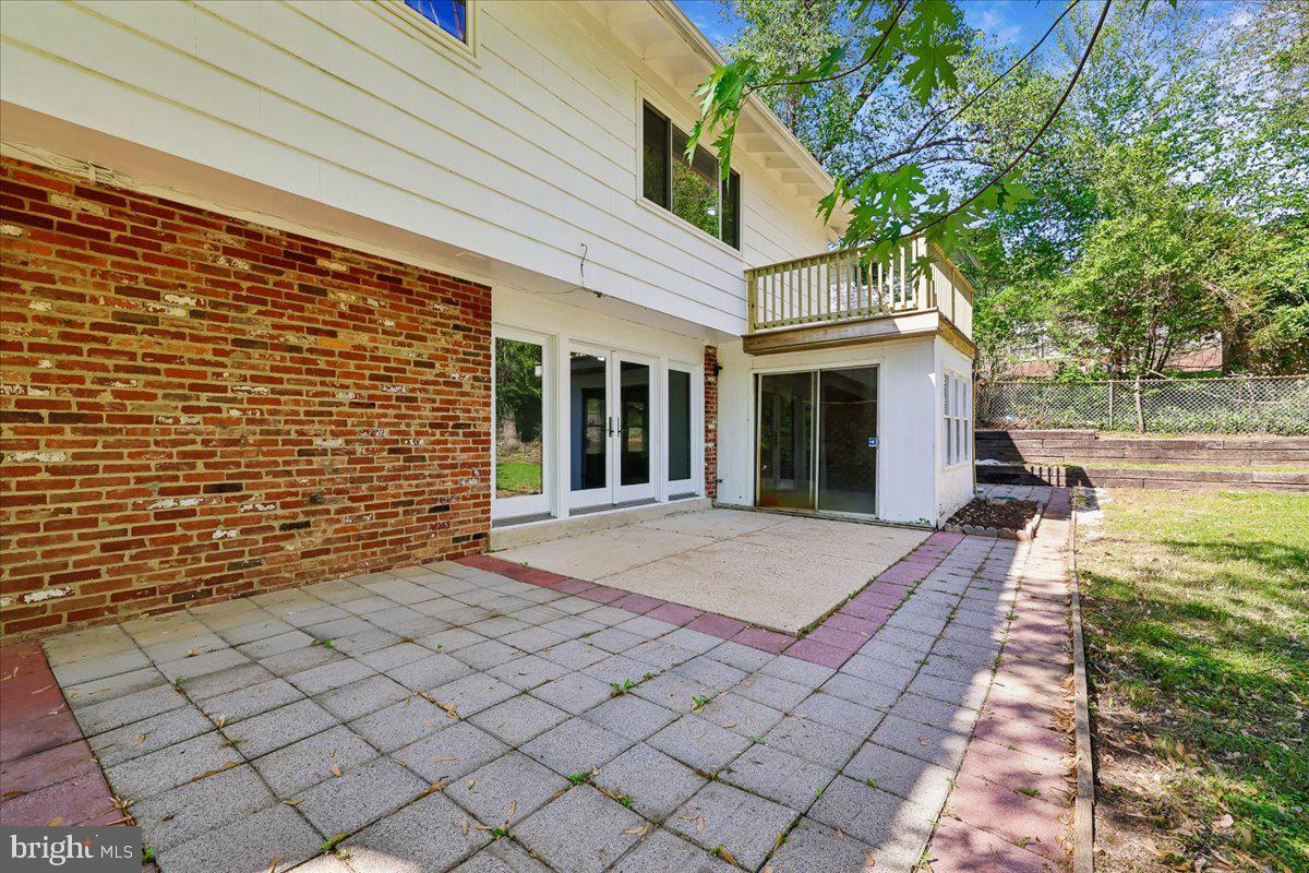 KEMP MILL ESTATES - Residential