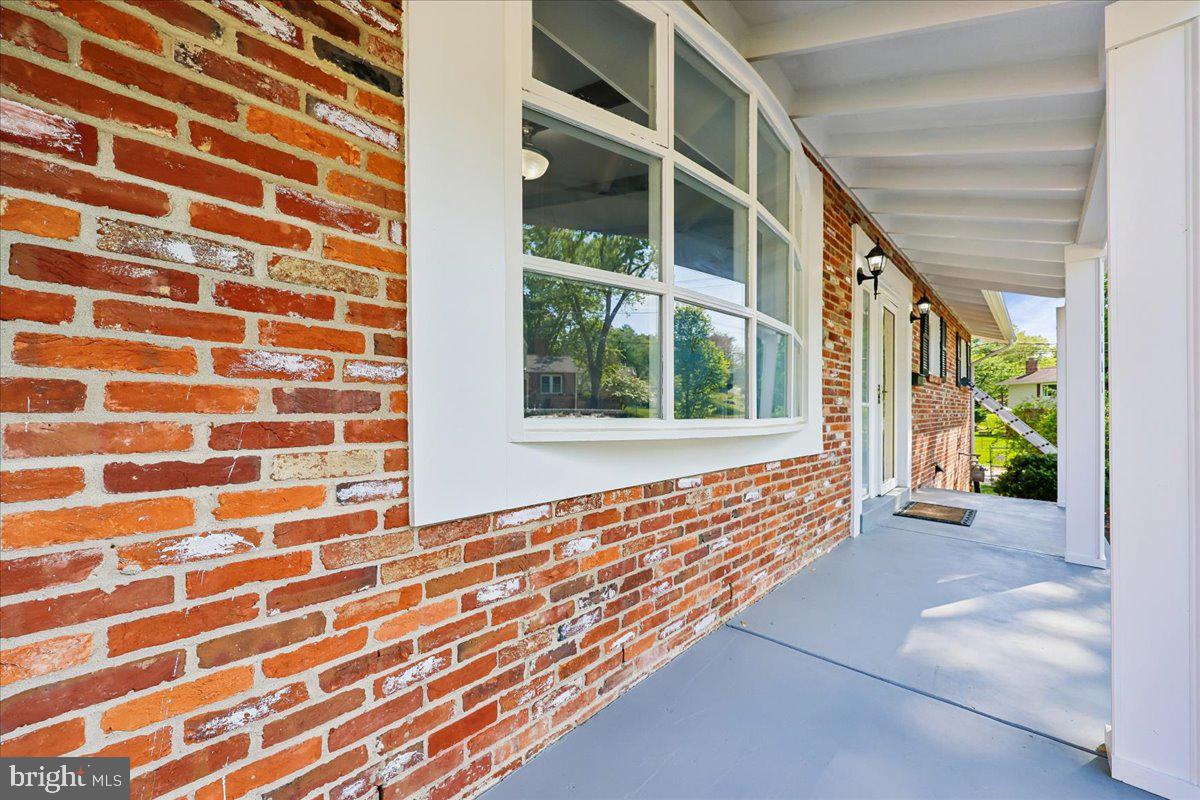KEMP MILL ESTATES - Residential
