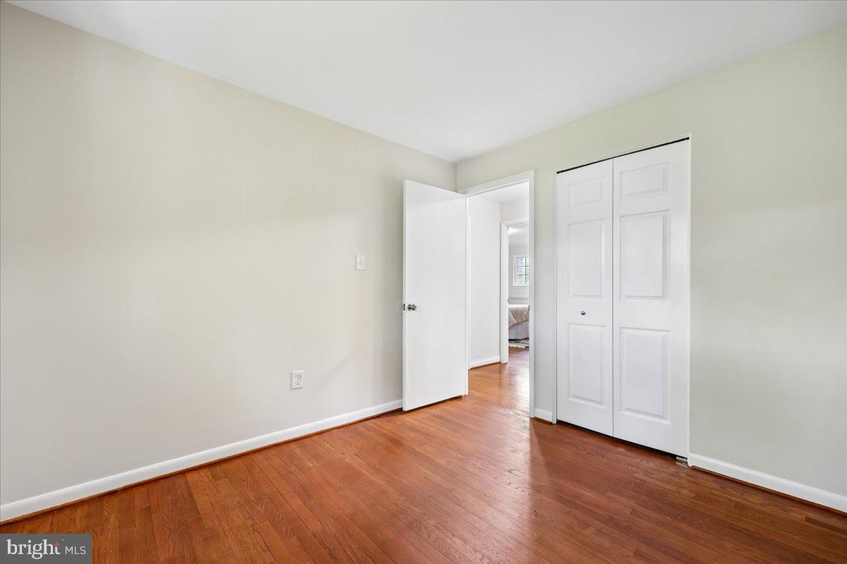 KEMP MILL ESTATES - Residential