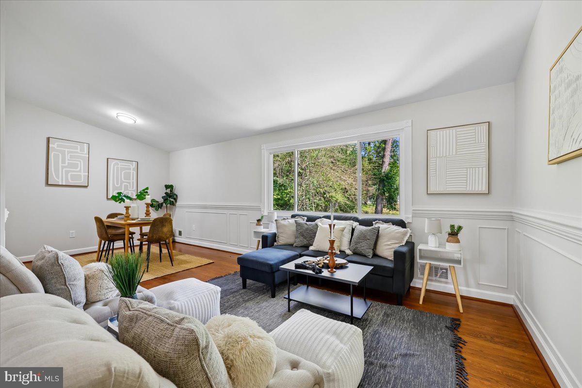 KEMP MILL ESTATES - Residential