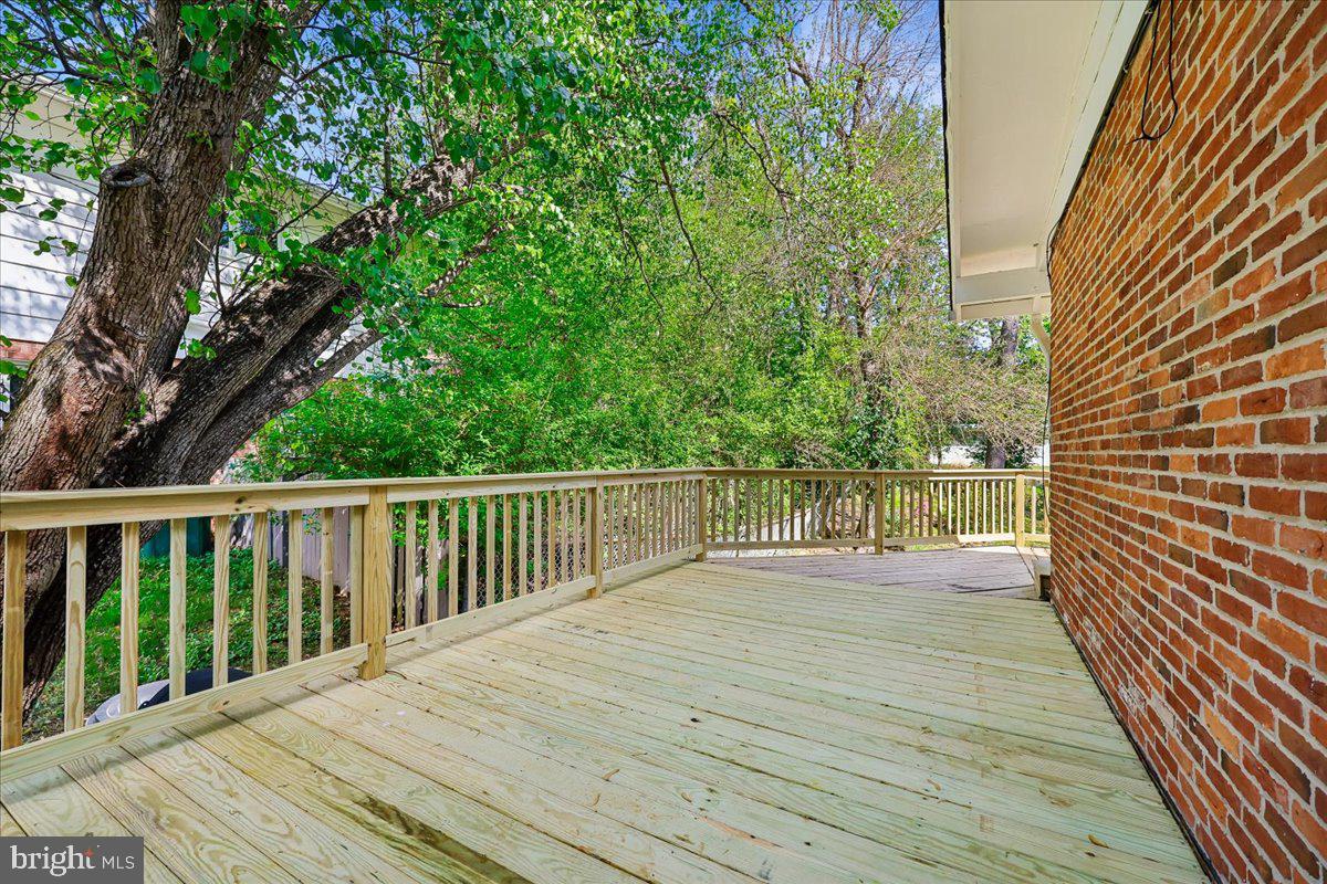 KEMP MILL ESTATES - Residential