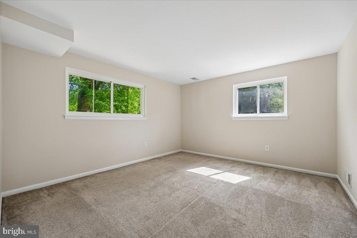 KEMP MILL ESTATES - Residential