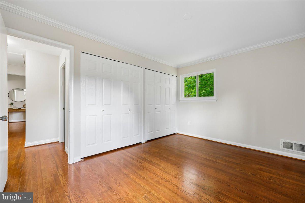 KEMP MILL ESTATES - Residential