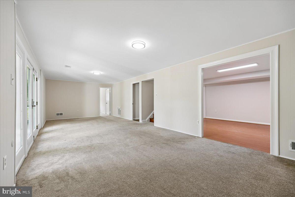 KEMP MILL ESTATES - Residential