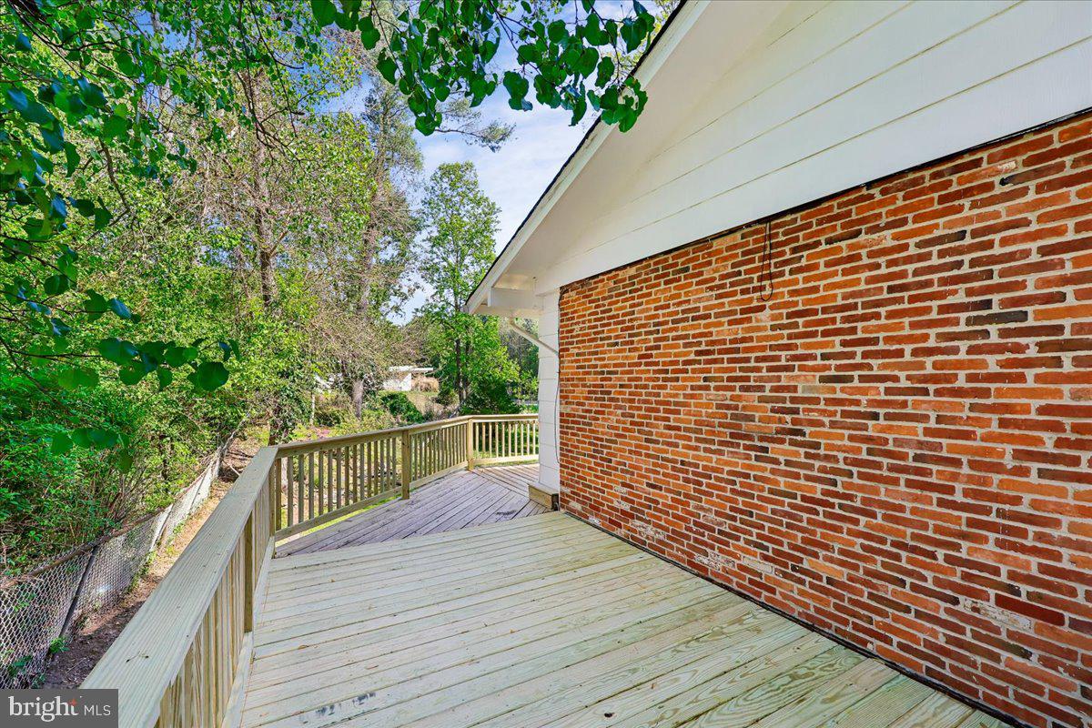 KEMP MILL ESTATES - Residential