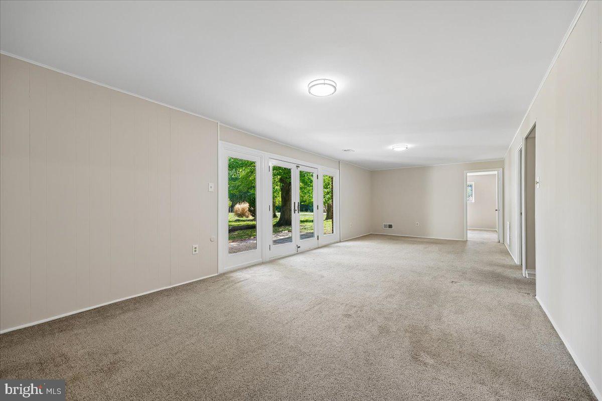KEMP MILL ESTATES - Residential
