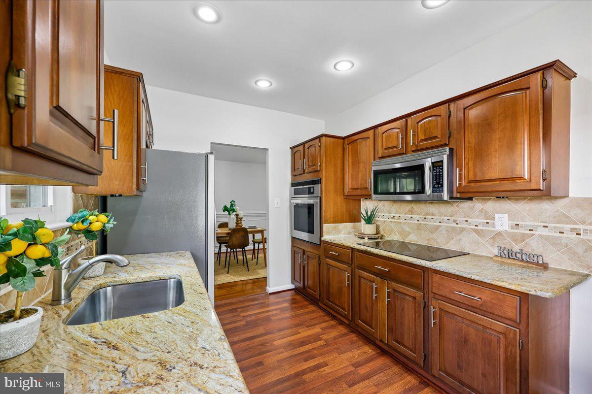 KEMP MILL ESTATES - Residential