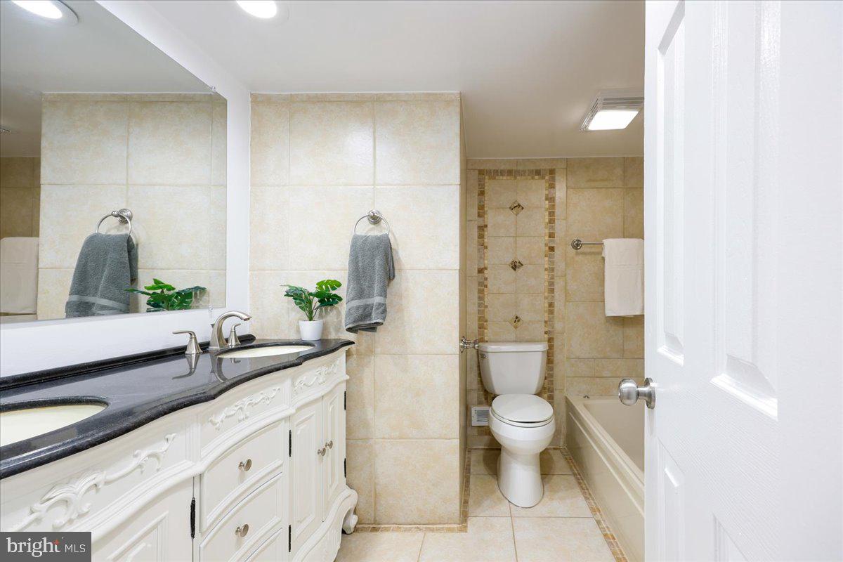 KEMP MILL ESTATES - Residential