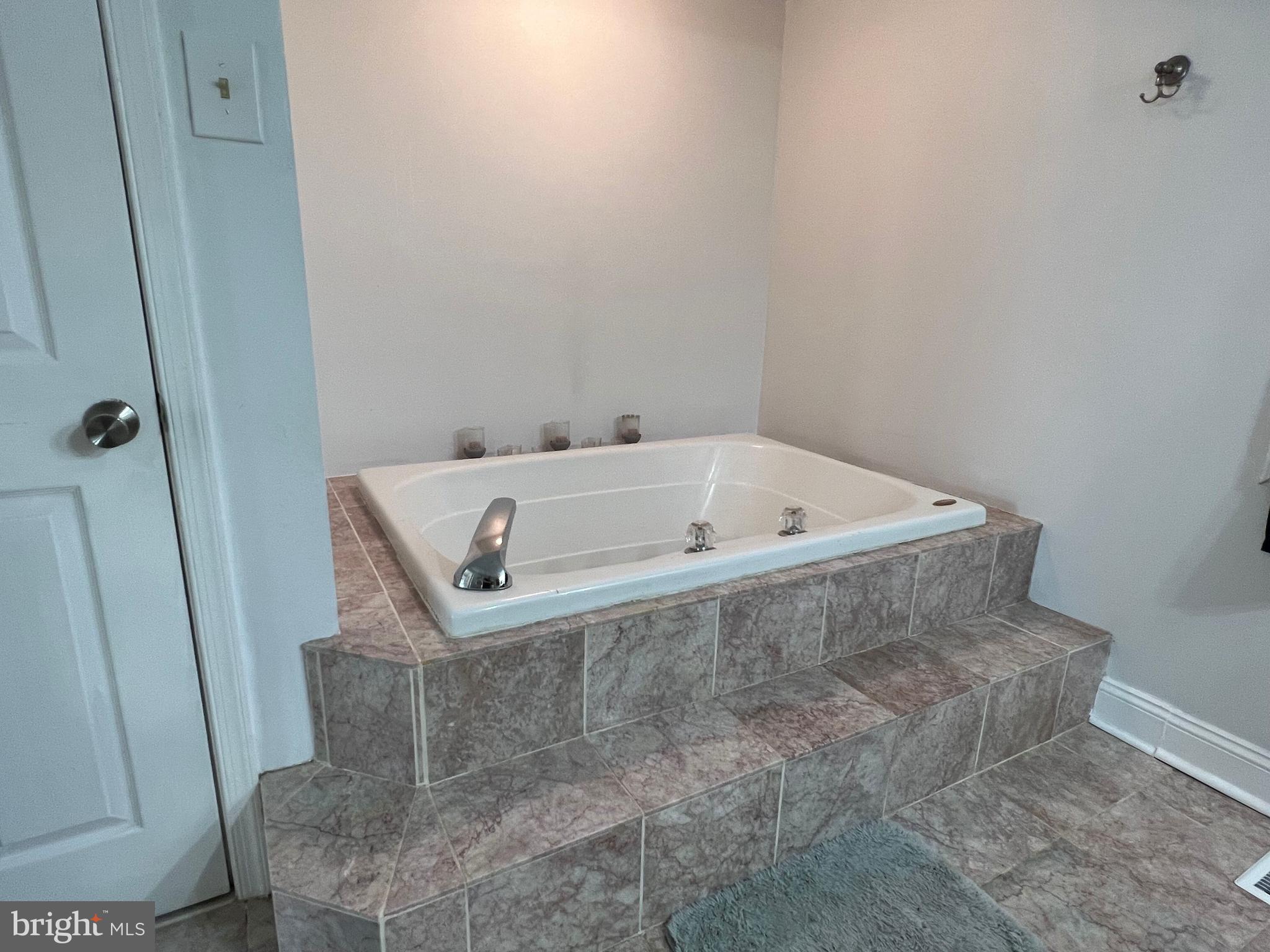 CACAPON RIVER VISTA - Residential