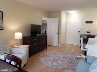 1121 ARLINGTON BOULEVARD 423