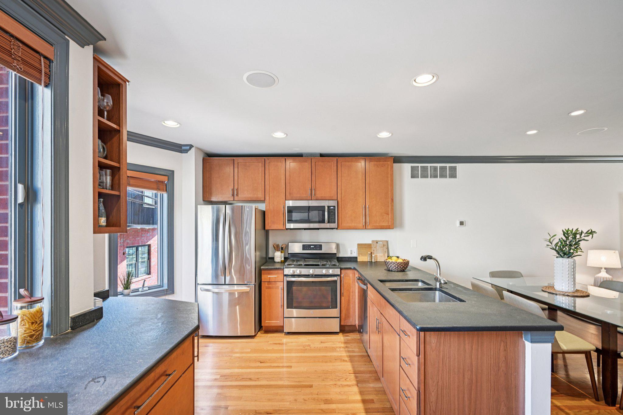 RITTENHOUSE SQUARE - Residential