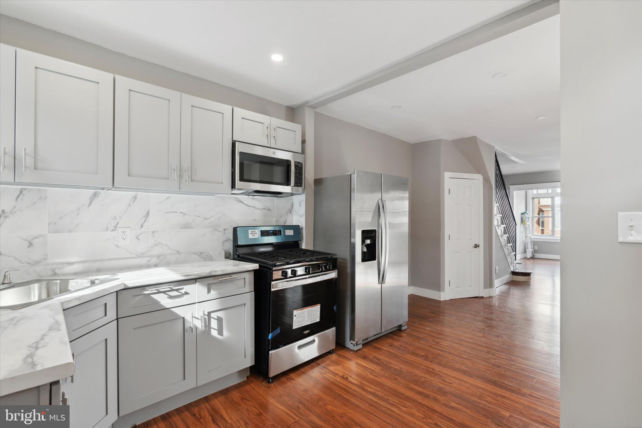 OAK LANE - Residential Lease