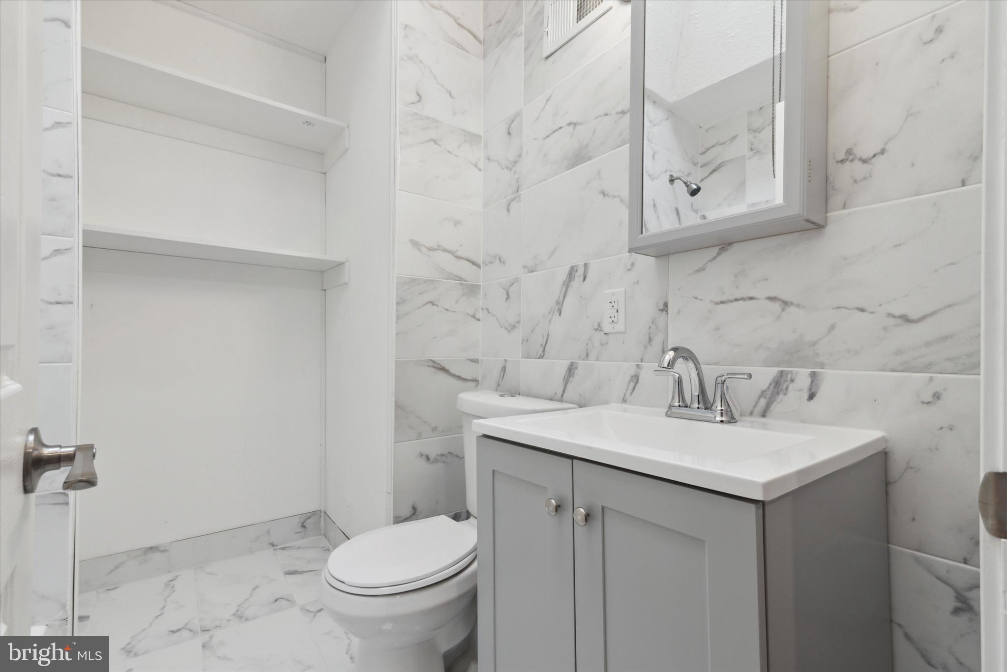 OAK LANE - Residential Lease