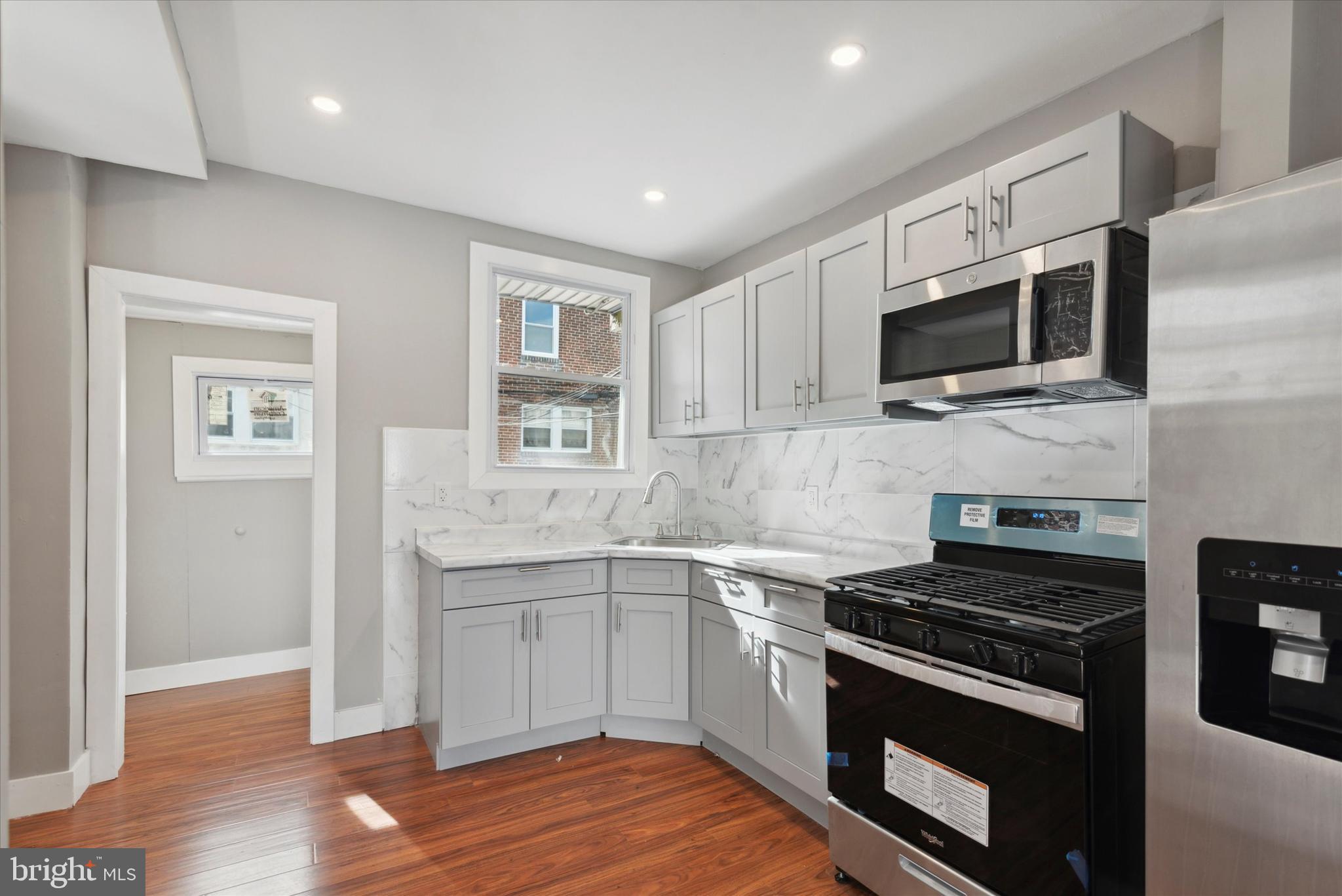 OAK LANE - Residential Lease