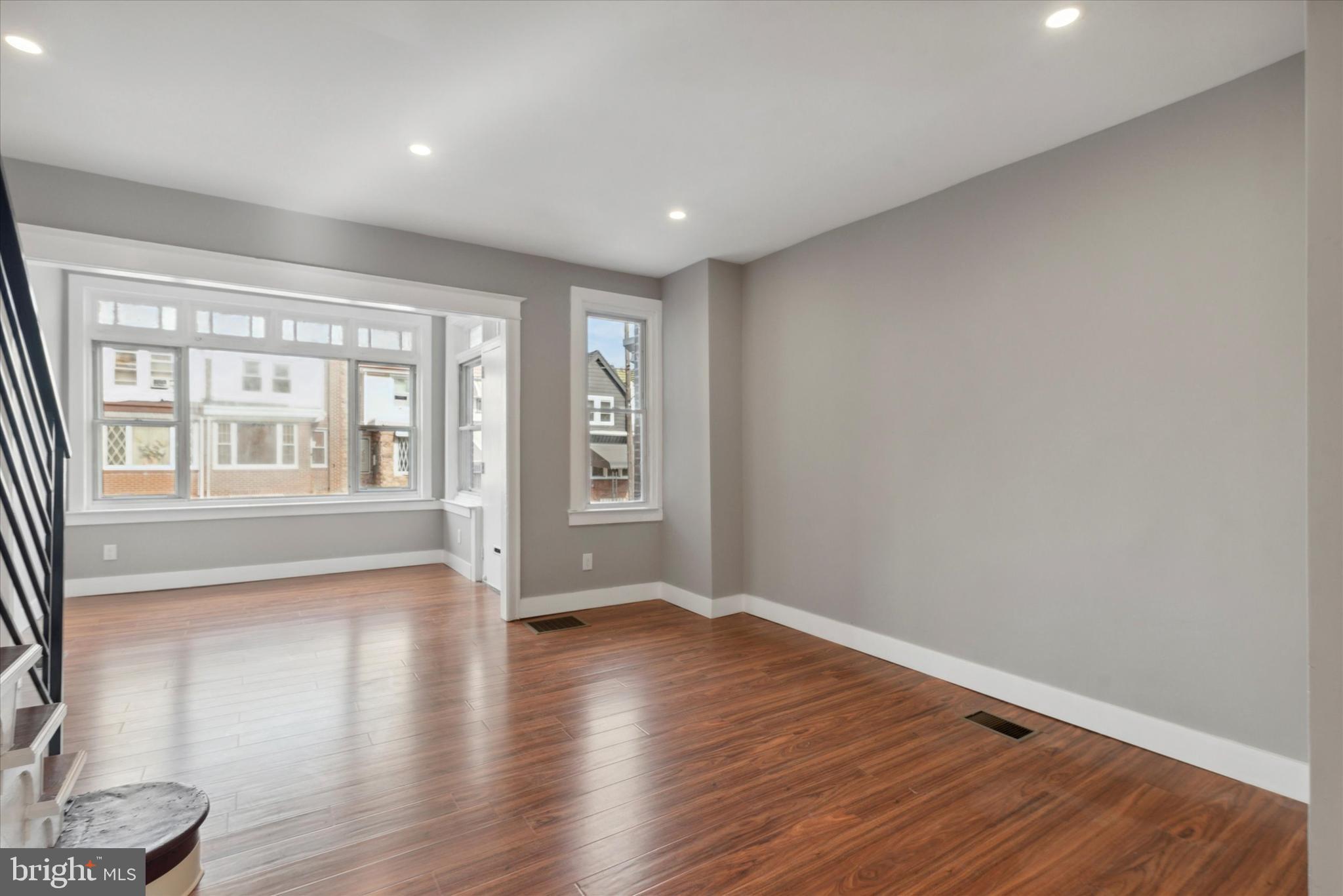 OAK LANE - Residential Lease