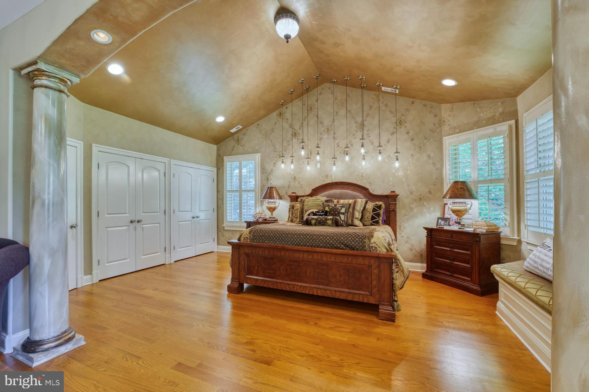 WARDOUR - Residential