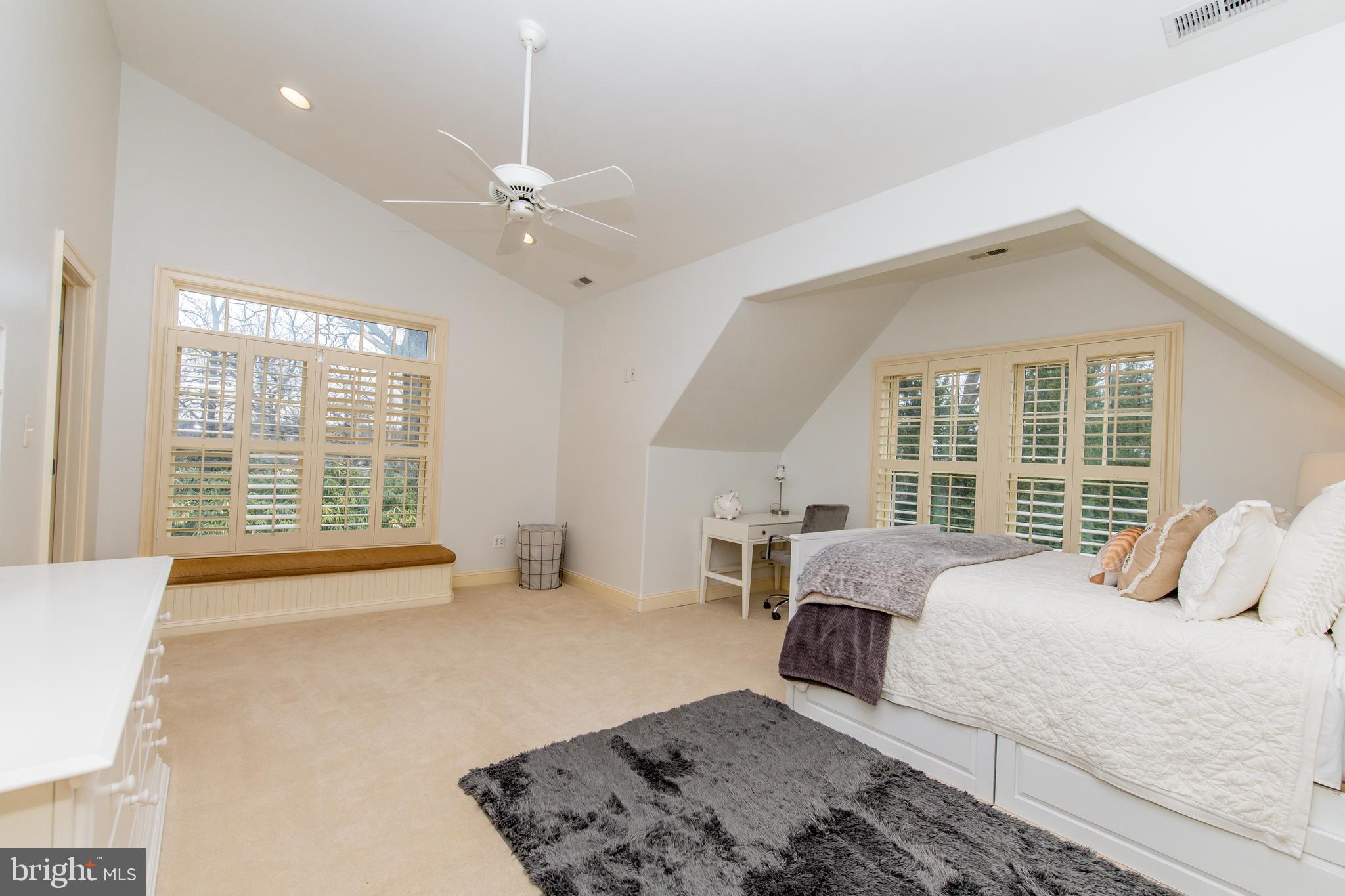 WARDOUR - Residential