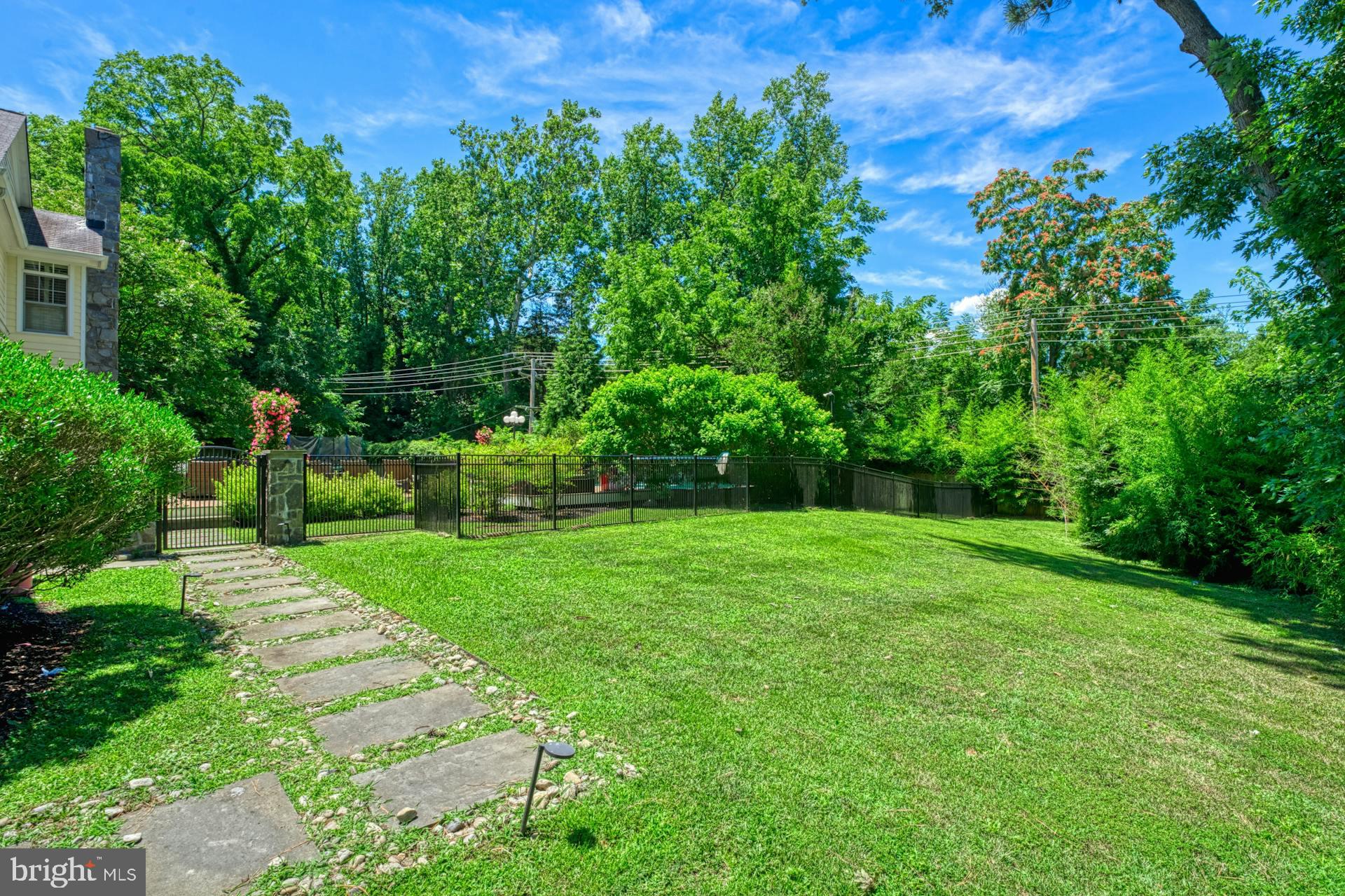 WARDOUR - Residential