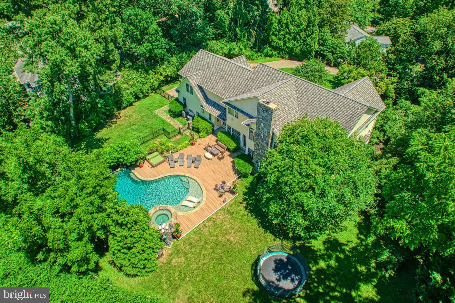 WARDOUR - Residential