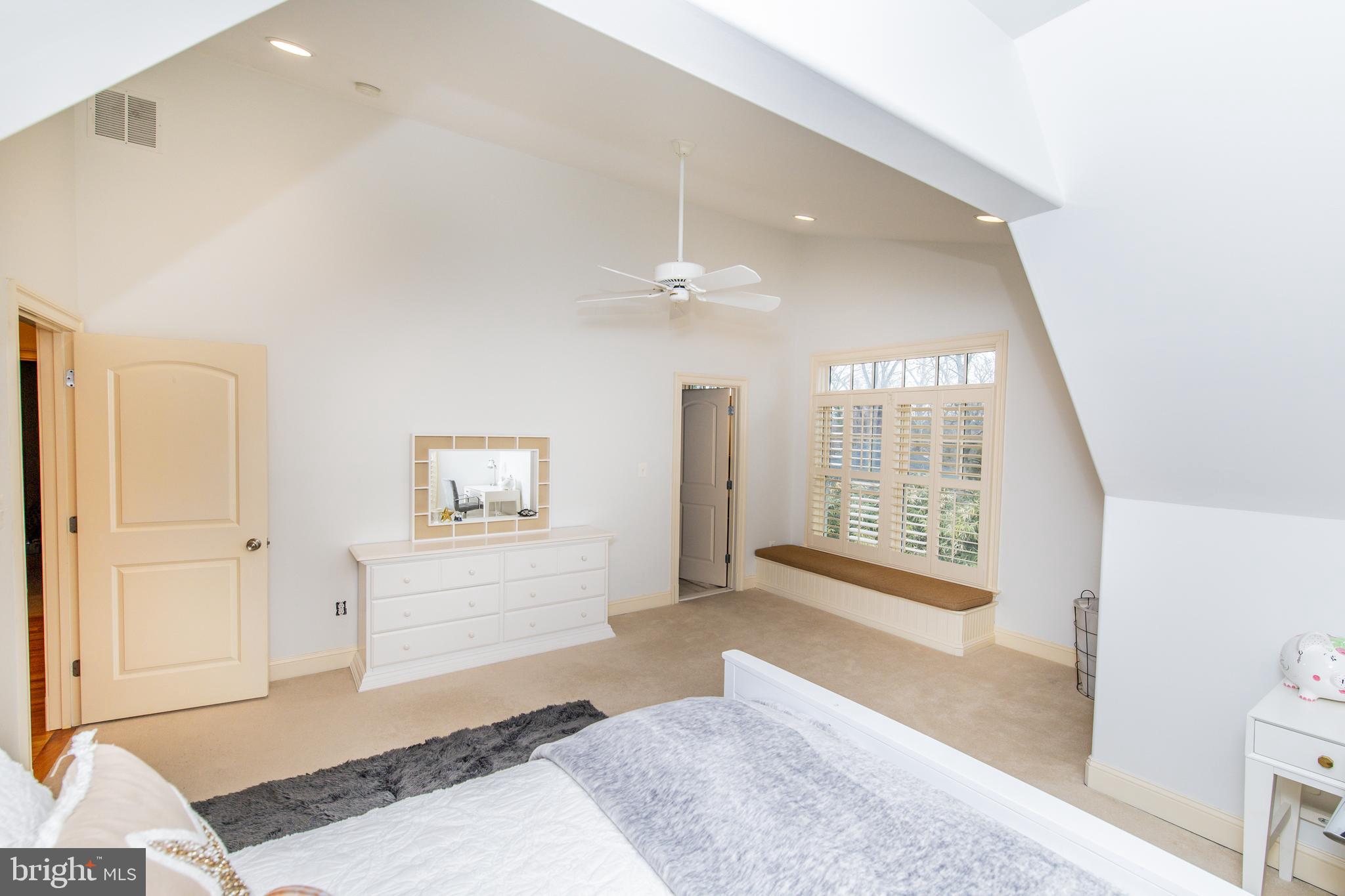 WARDOUR - Residential