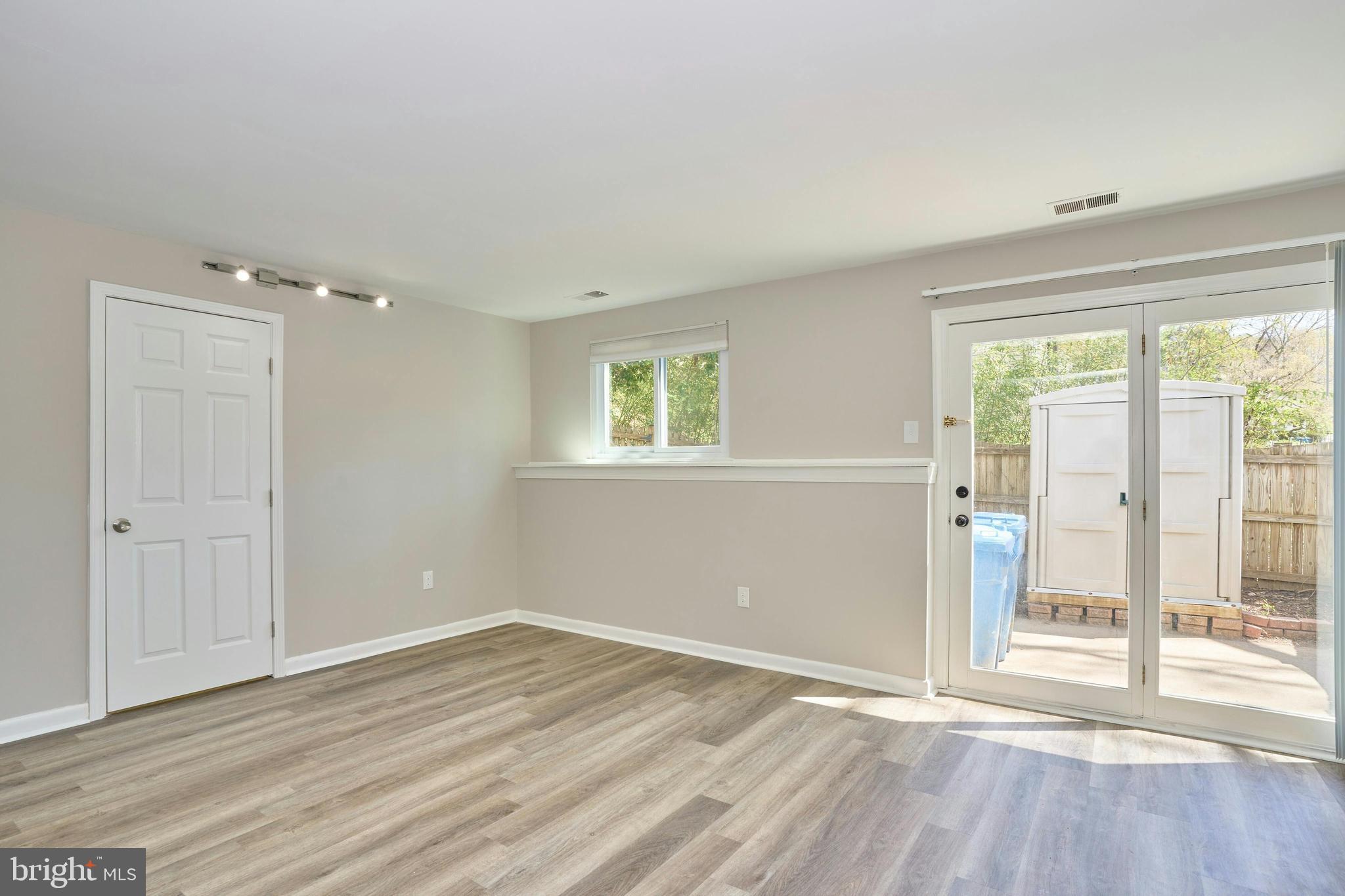 CHANCELLOR FARMS - Residential